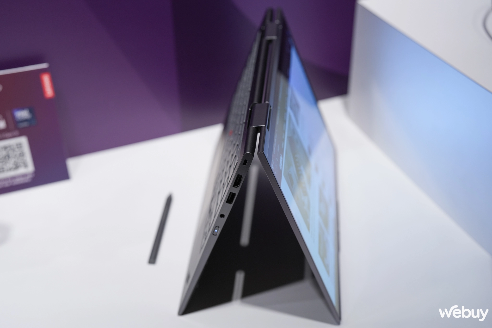 https://thuthuatonline.info//Soi cận cảnh ThinkPad Carbon X1 Gen 12 và ThinkPad X1 2-in-1 Gen 9: Bước tiến đột phá của Lenovo tại CES 2024