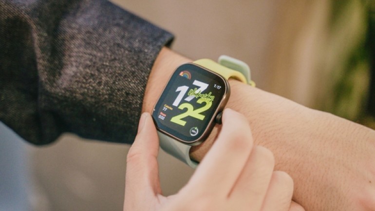 Xiaomi ra mắt đồng hồ có màn AMOLED 60Hz siêu mượt, pin 20 ngày, giá chỉ hơn 2 triệu đồng
