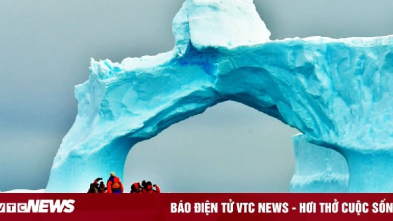Trung Quốc tham vọng khoan sâu 3.600 m vào hồ băng Nam Cực tìm sự sống