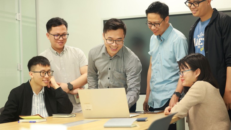 Kỹ sư Việt chia sẻ hành trình gian nan nhưng đầy tự hào để đưa tiếng Việt lên Galaxy AI